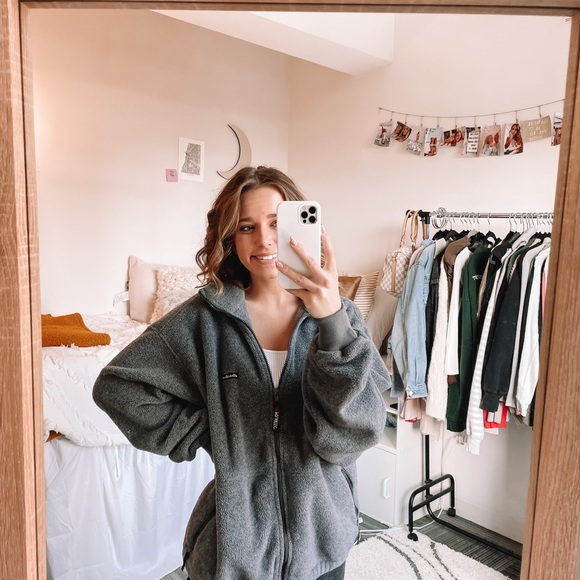 Eddie Bauer Gray Cozy Zip Up Fleece!! - Picture 8 of 10